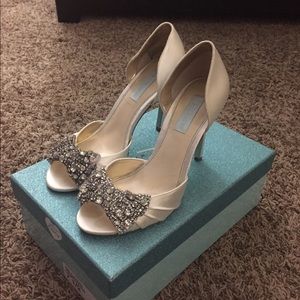 Betsey johnson blue wedding shoes